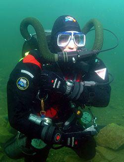 Phil diving the Ouroboros Rebreather